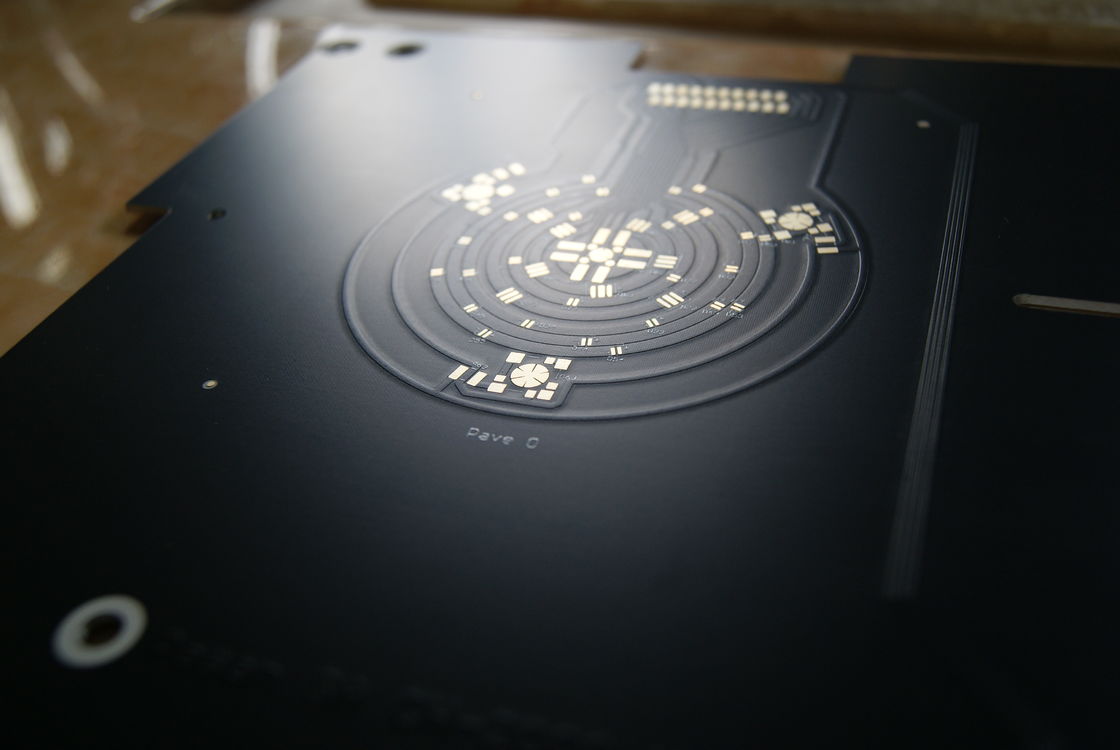 Black Silkscreen PTTC Metal PCB với 2-16 lớp cho chức năng và độ bền tối ưu