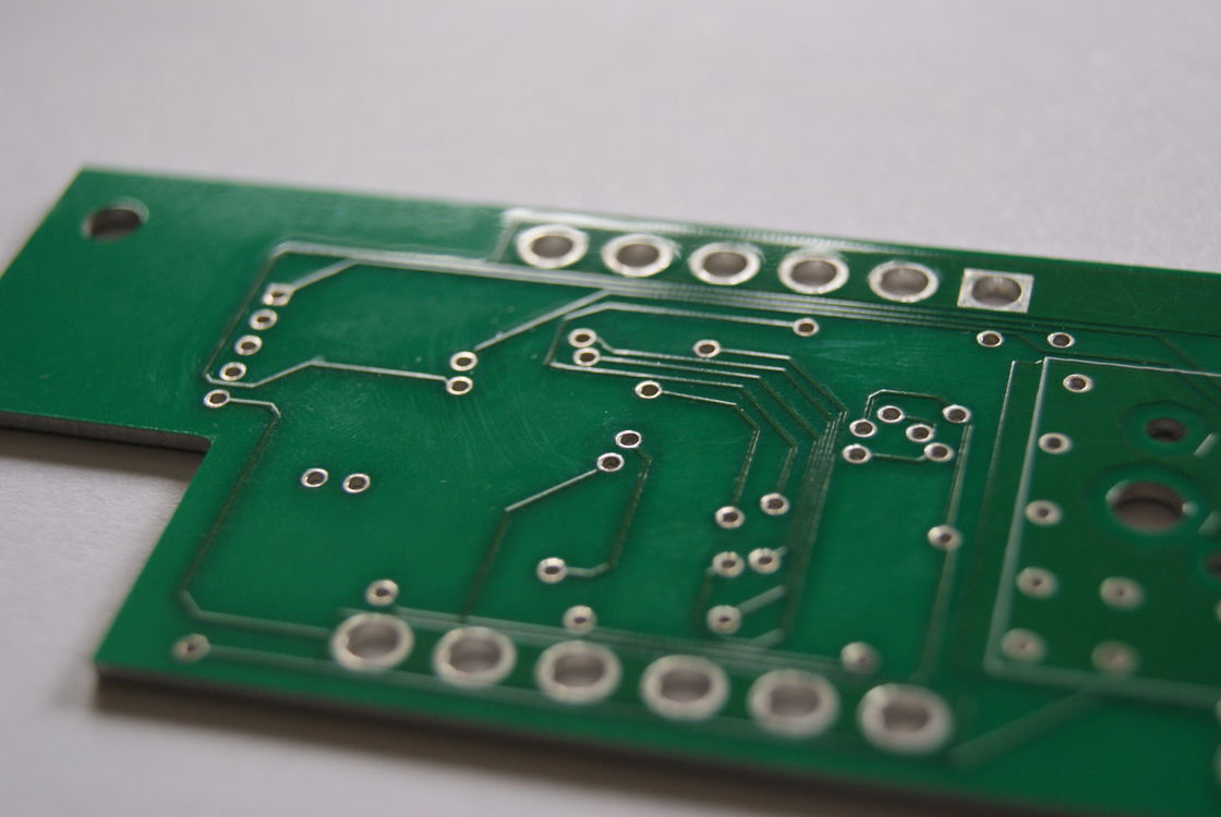 0.5/1/2/3/5/8 W dẫn nhiệt IMS PCB với White Silkscreen và Chứng nhận ISO 9001 2015