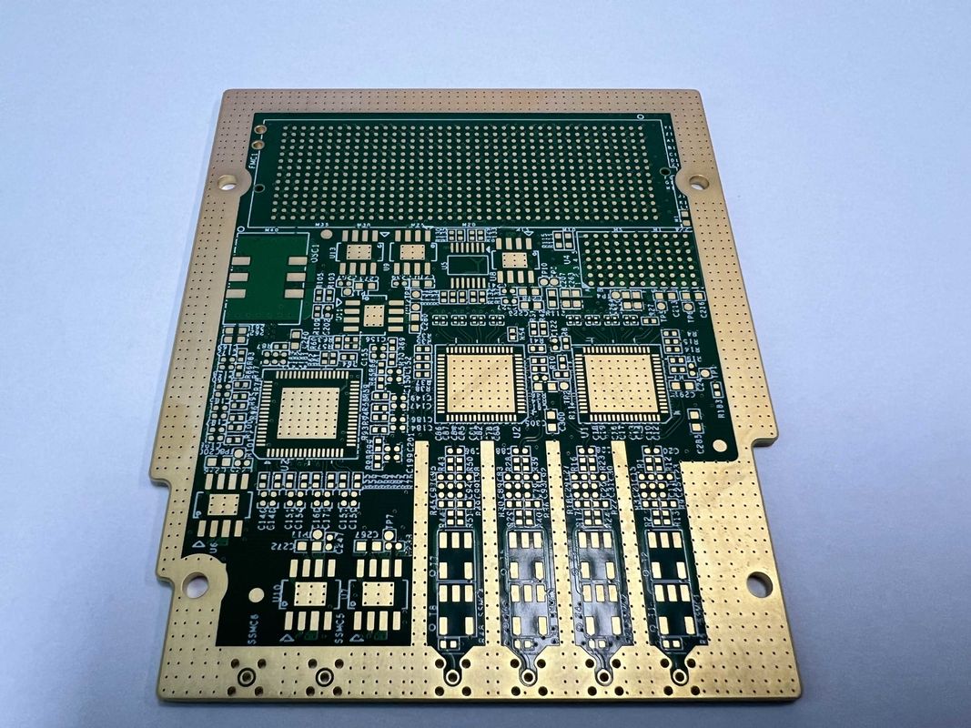 6-32L Board Layer HDI PCB Board Được làm từ FR4 IT180 nguyên liệu thô và kích thước lỗ khoan laser 0,1mm cho các ứng dụng