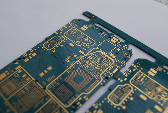 Kiểm soát trở ngại HDI PCB board với tỷ lệ Aspect 10 1 và yêu cầu đặc biệt Half Hole HDI Quick turn lên đến 24H